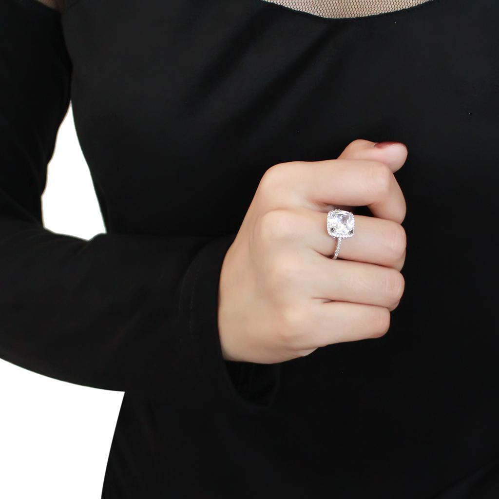 3W1522 - Rhodium Brass Ring with AAA Grade CZ in Clear