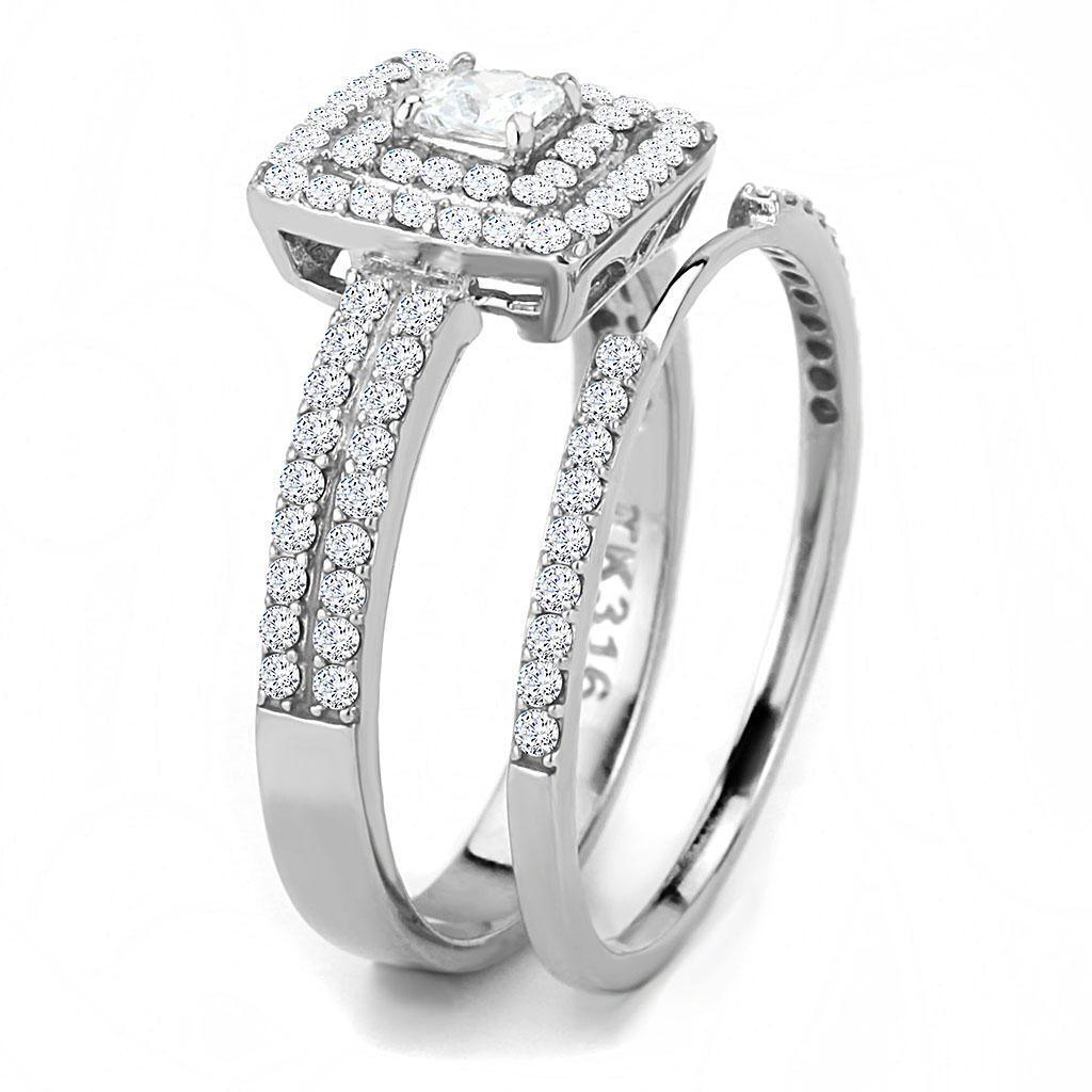 DA064 - High polished (no plating) Stainless Steel Ring with AAA Grade CZ in Clear