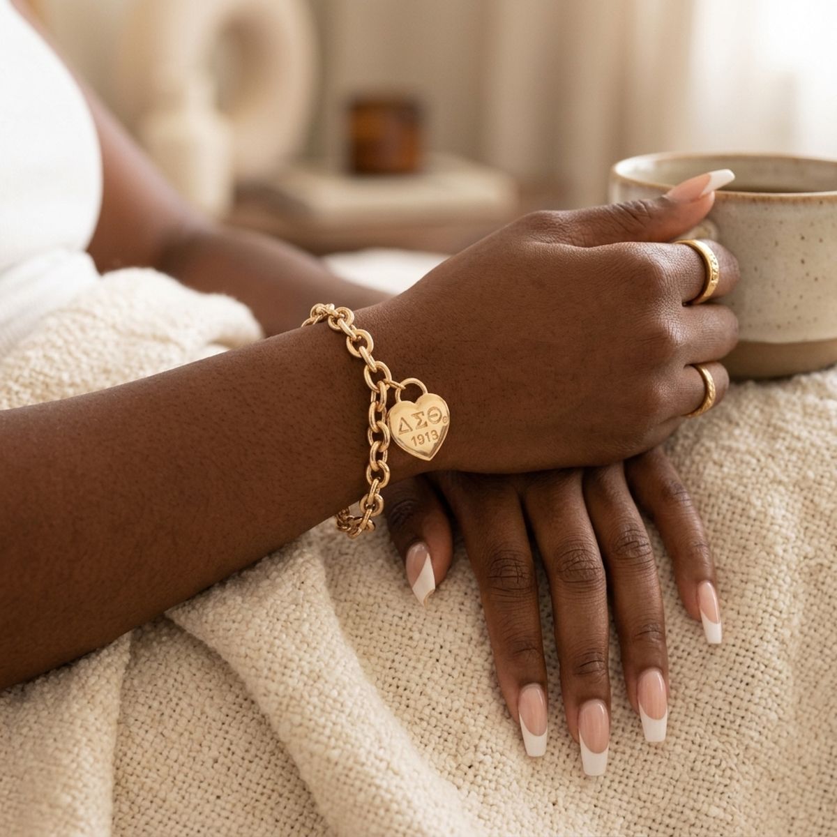 DST Gold 1913 Legacy Heart Lock Chain Bracelet