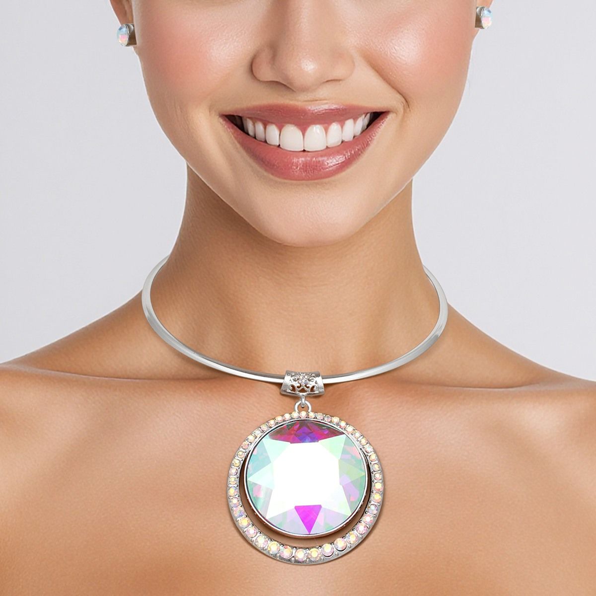 Choker Silver Formal Aurbo Round Radiant Pendant