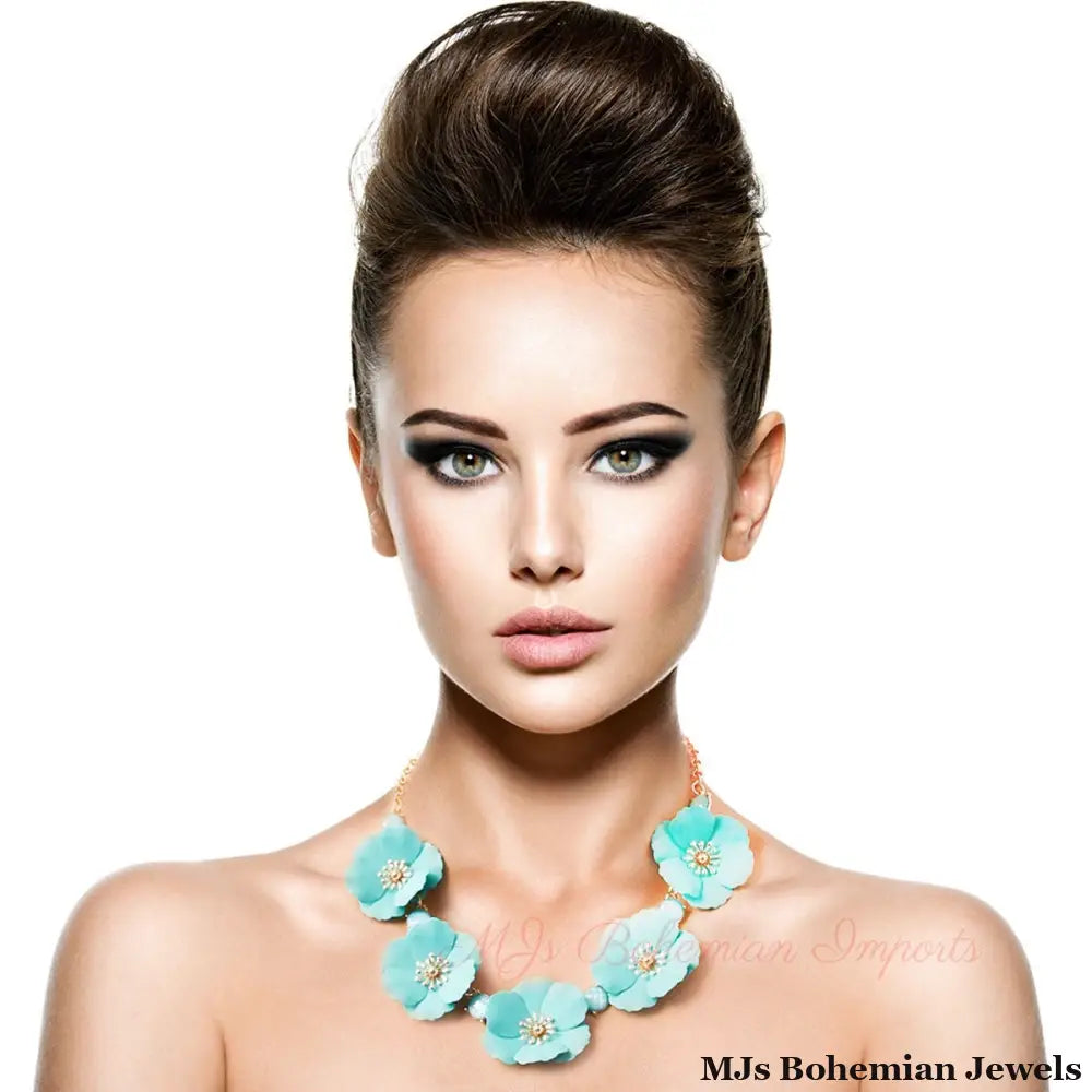 Mint Flower Necklace Set