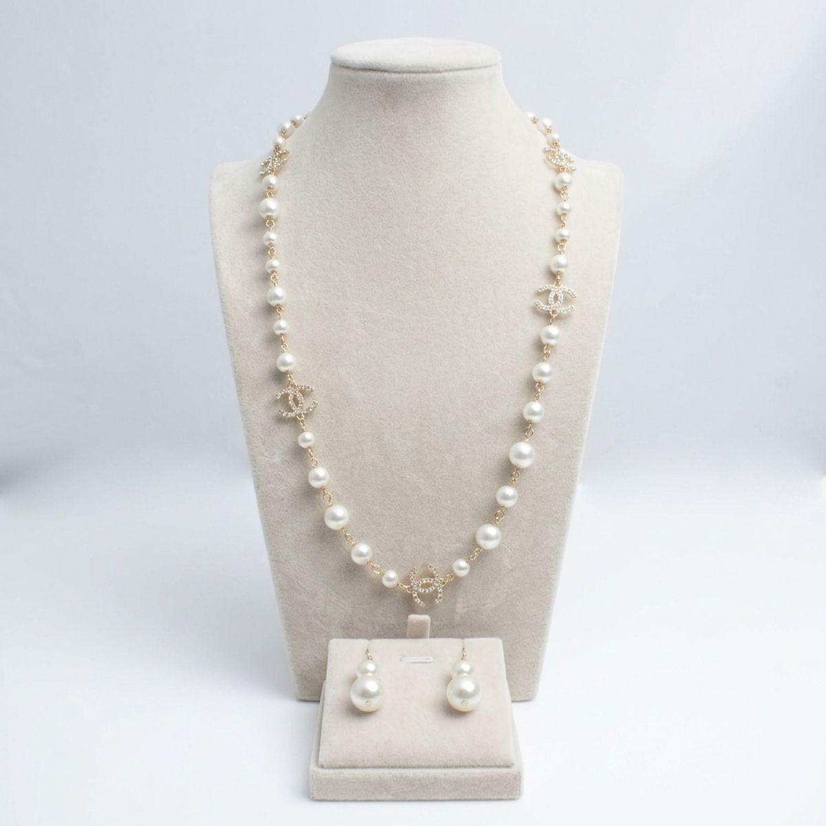 Parisian Cream Glass Pearl Charm Long Necklace