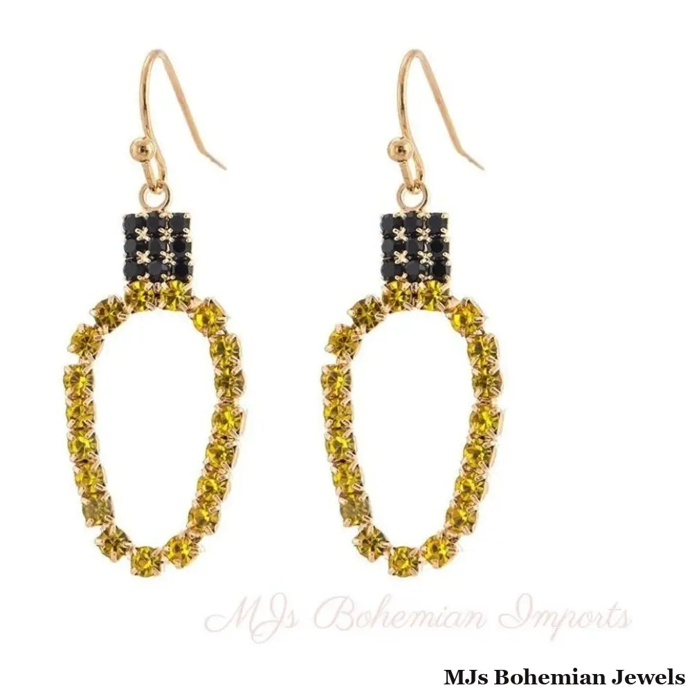 Twinkle in Style: Sophisticated Yellow Xmas Light Earrings
