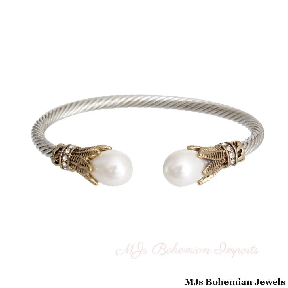 White Pearl Leaf Cable Bangle