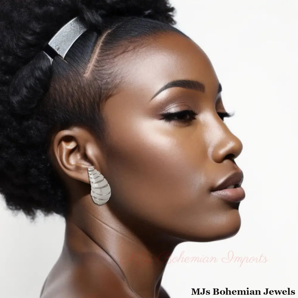 14K White Gold Spiral Stud Earrings