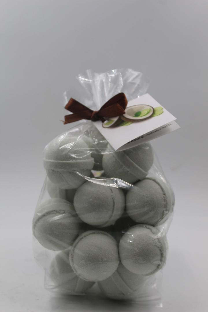 14 bath bombs (Scents Kids Love) our Little Bag of Balls - Kids Spa Parties