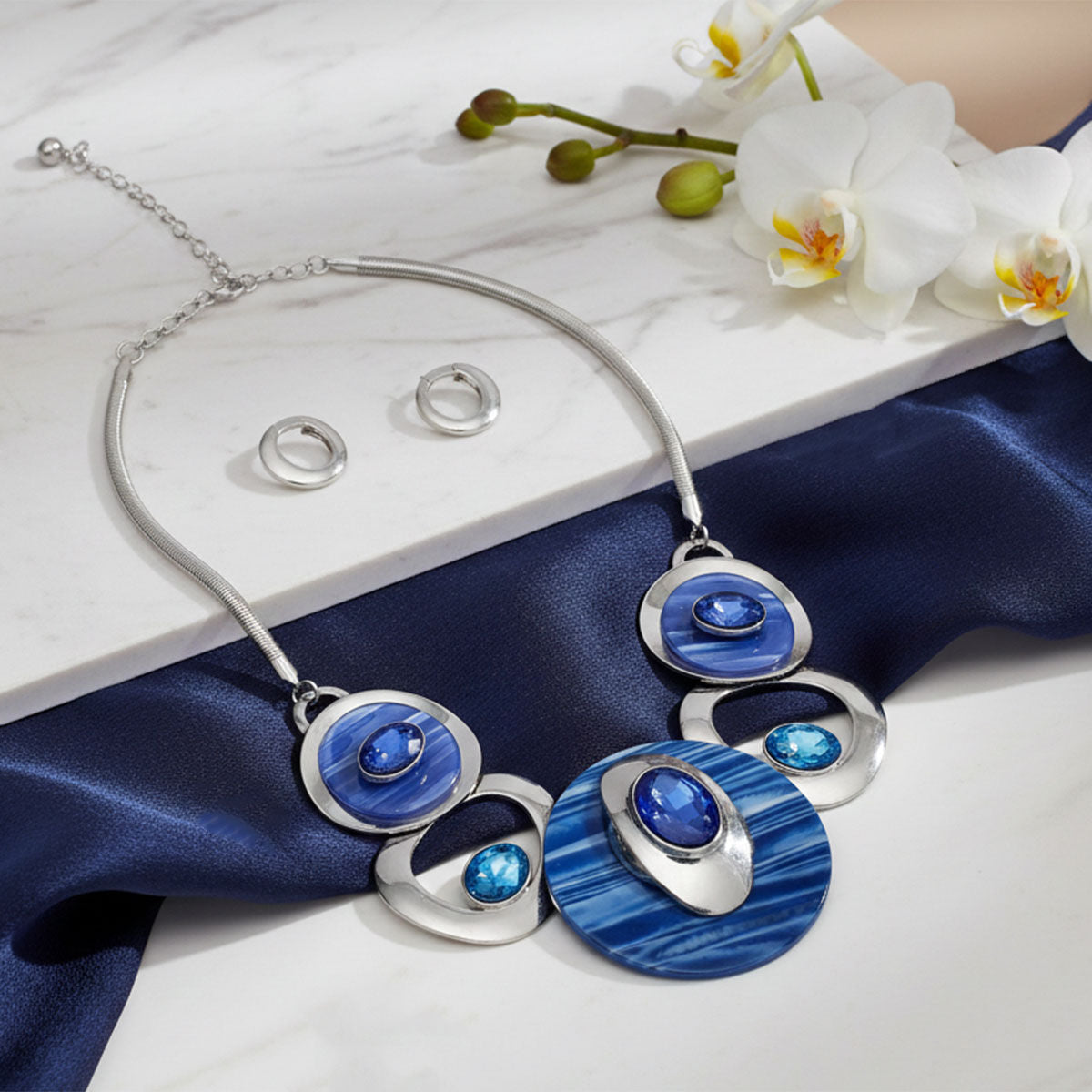 Blue Swirl Circular Set