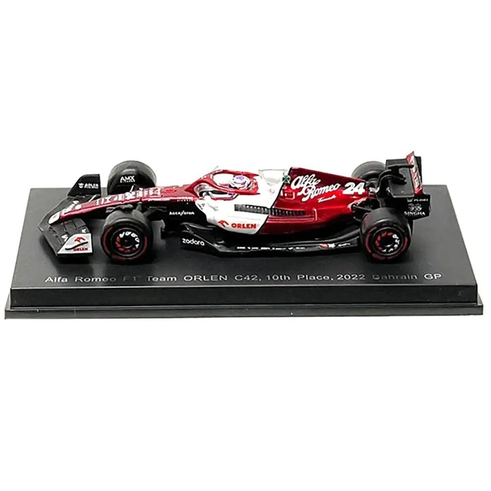 Alfa Romeo C42 #24 Zhou Guanyu "ORLEN" F1 Formula One Bahrain GP 2022 1/64 Diecast Model Car by Sparky