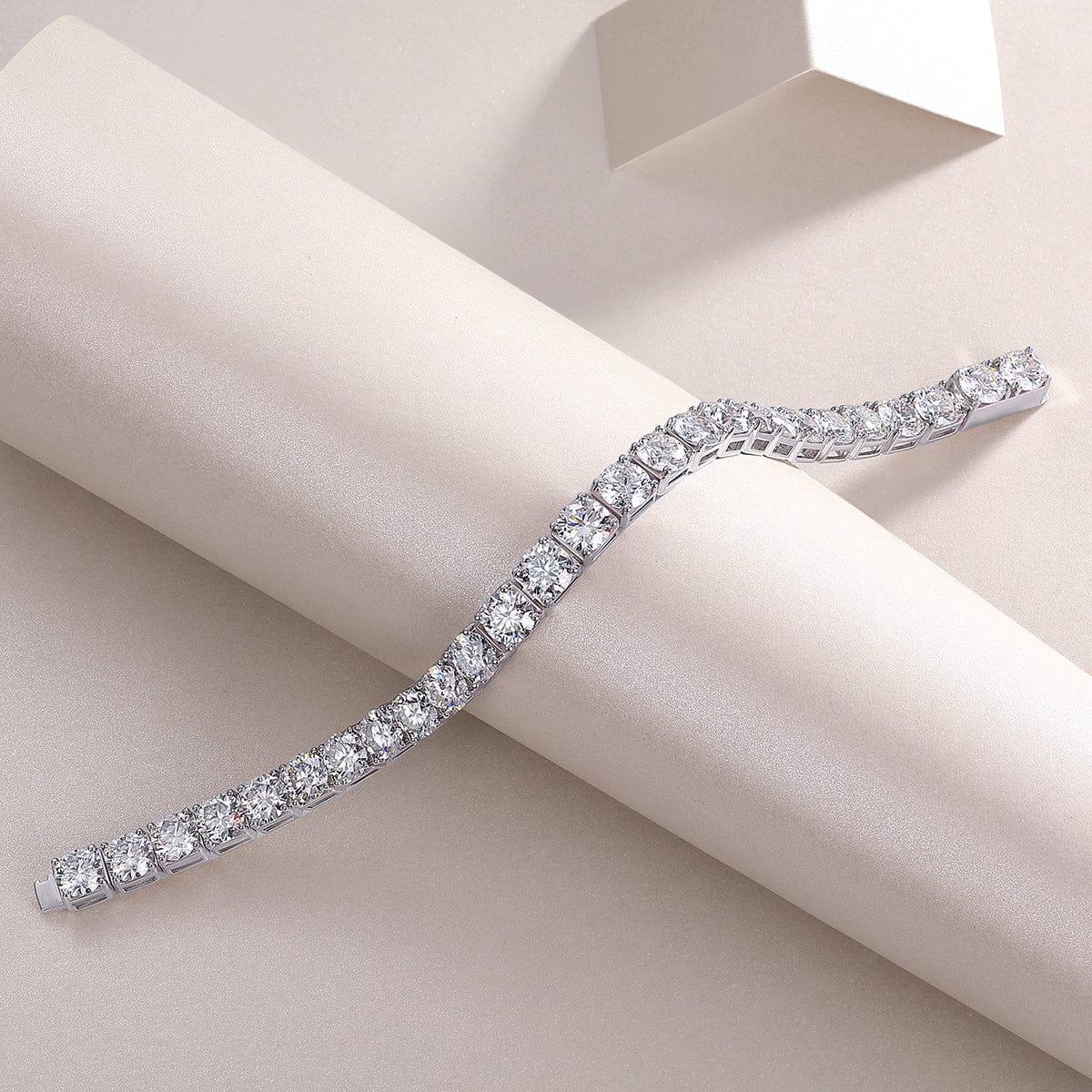 Large Gravitational Pull - A Fashionable And Light Luxury Jewelry Silver Bracelet Set With Top-quality Moissanite, S925 Silver-plated Platinum
