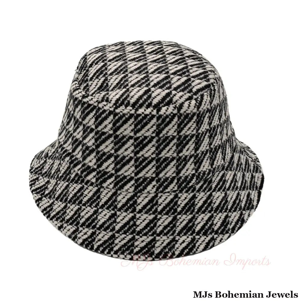 Black Geo Pattern Topstitch Bucket Hat