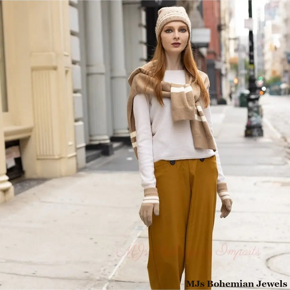 Camel Stripe Knit Touch Gloves