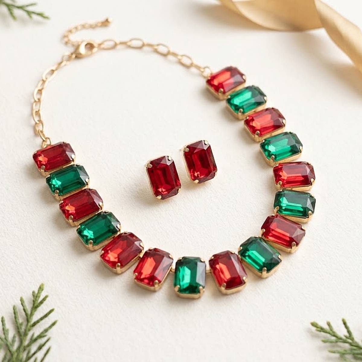 Holiday Red Green Glass Crystal Necklace Set