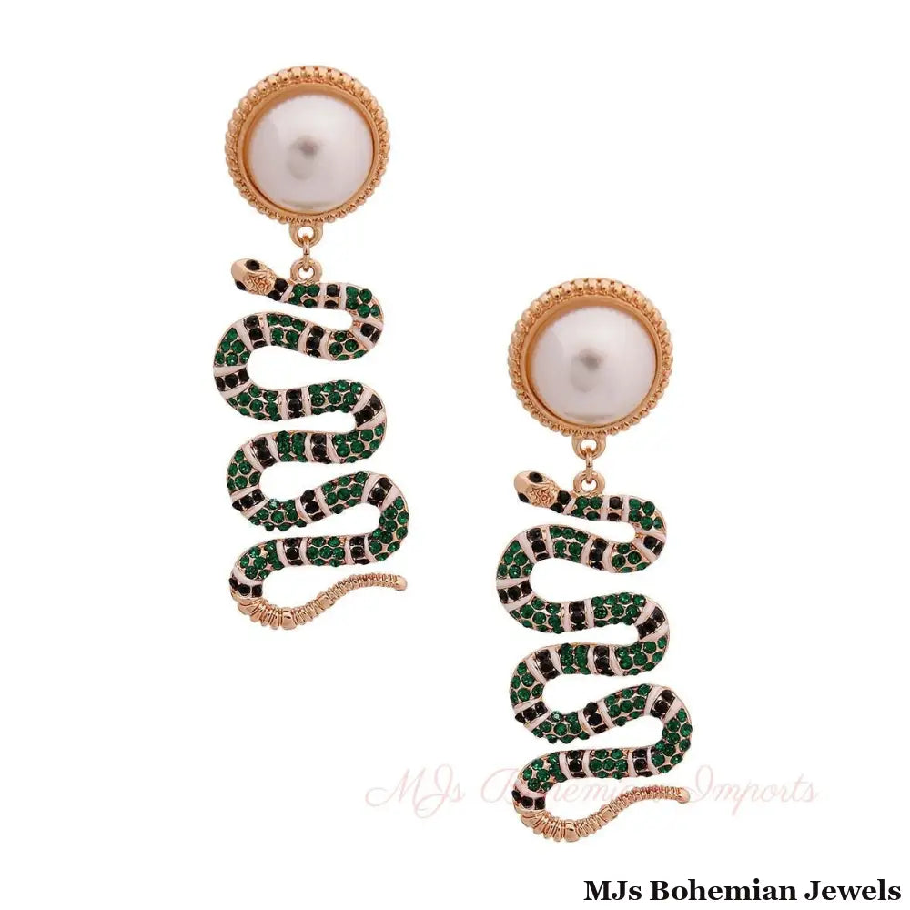 Emerald Elegance: Snake Pearl Earrings