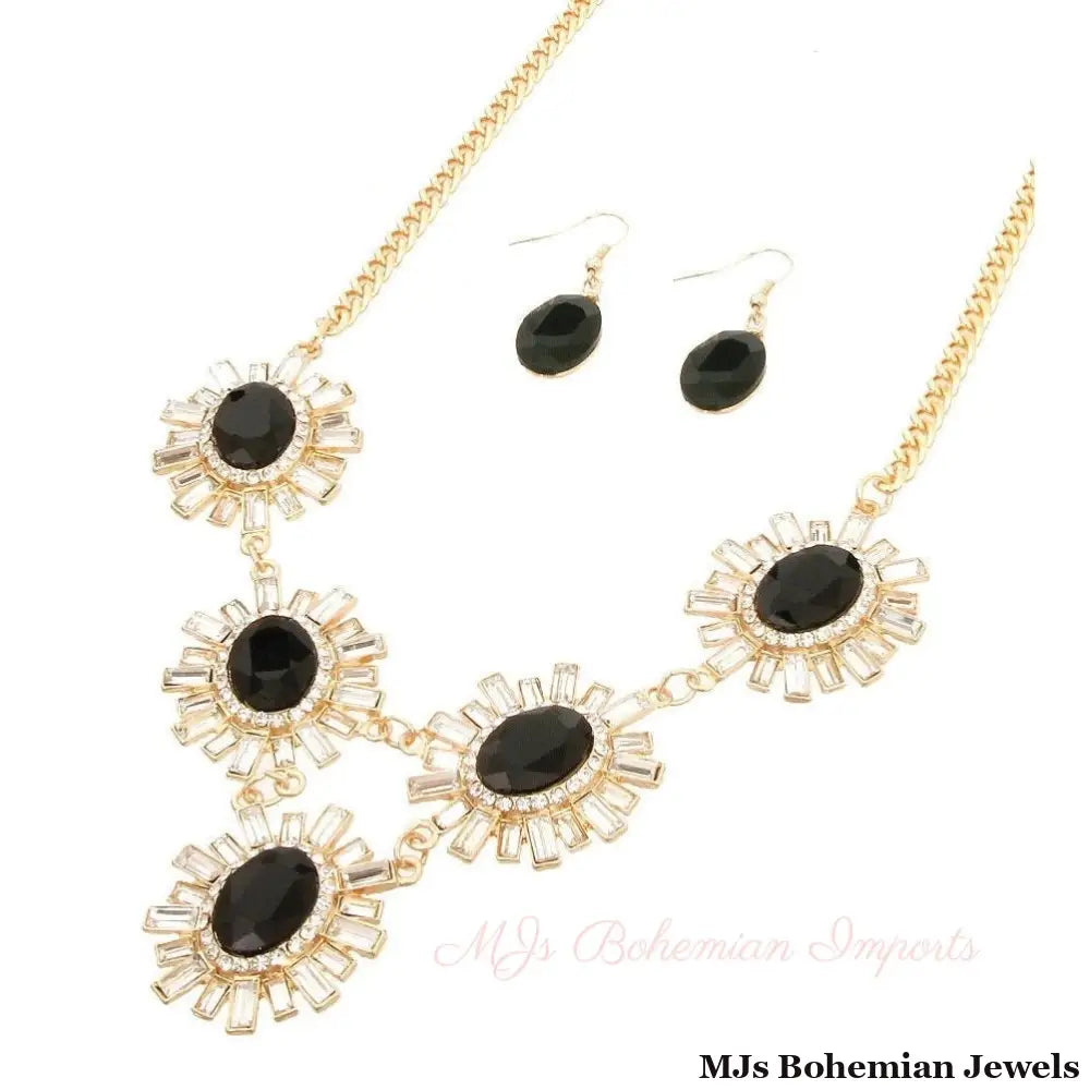 Flower Black Pendant Necklace Set