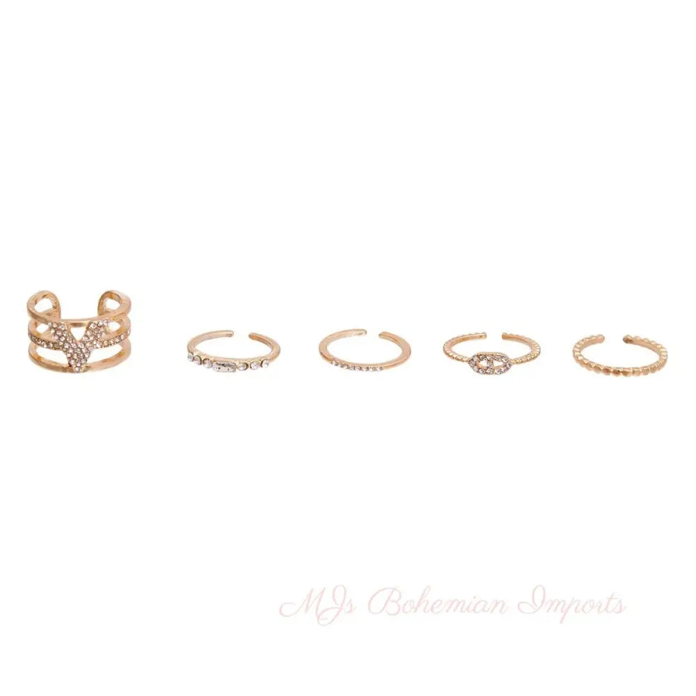 Gilded Glamour: Signature Rings Set