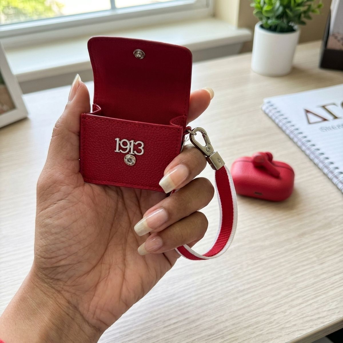 DST Red 1913 Earbud Mini Snap Case with Clip