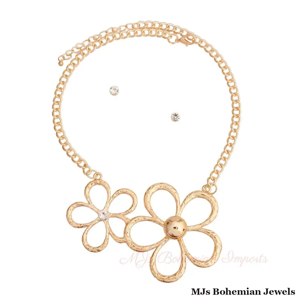 Gold Metal Flower Collar Set