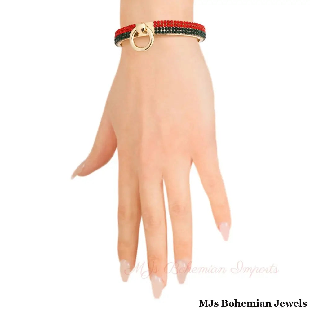 Golden Elegance: Slim Hinge Bracelet