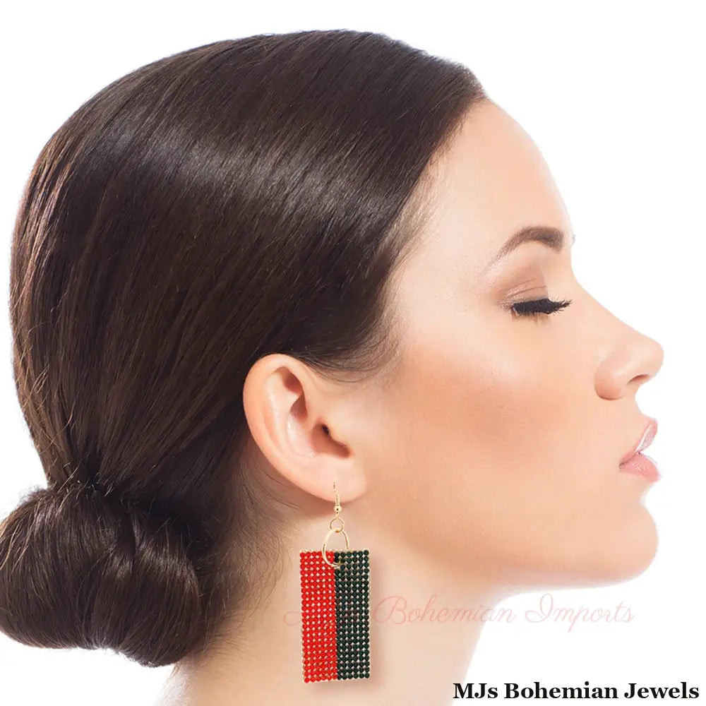 Golden Gleam: Stripe Stone Earrings