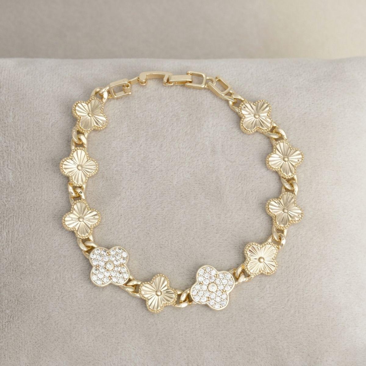 Chain Gold Quatrefoil Clover Link CZ Bracelet