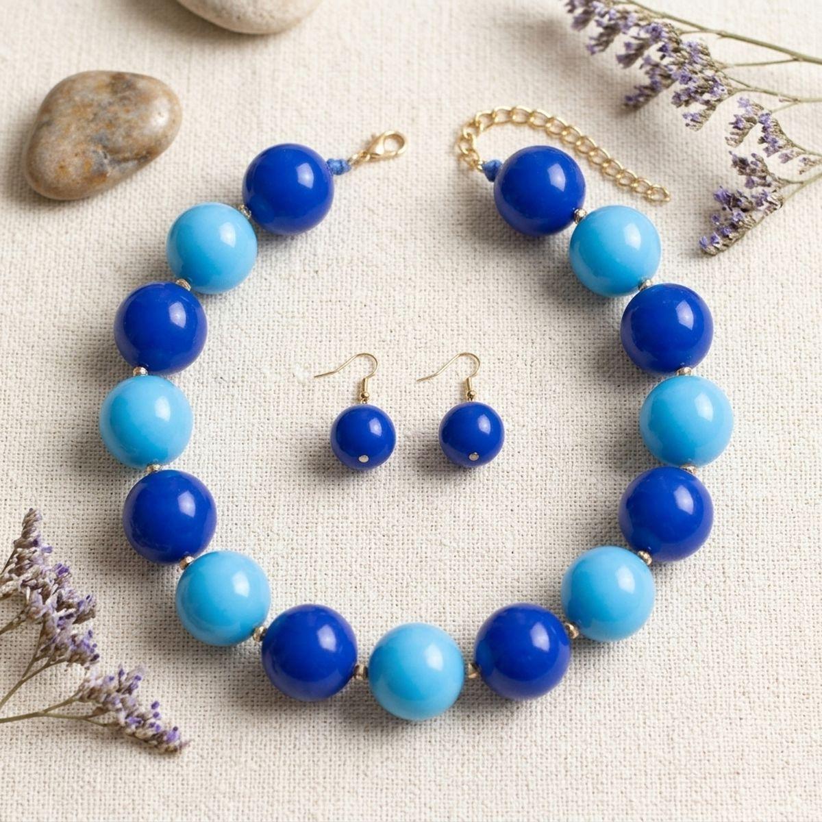 Mod Style Two Tone Blue Chunky Bead Necklace