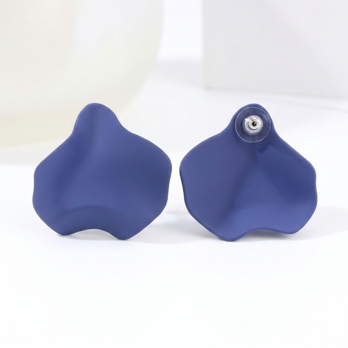 Royal Blue Matte Coating Sculpted Stud Earrings