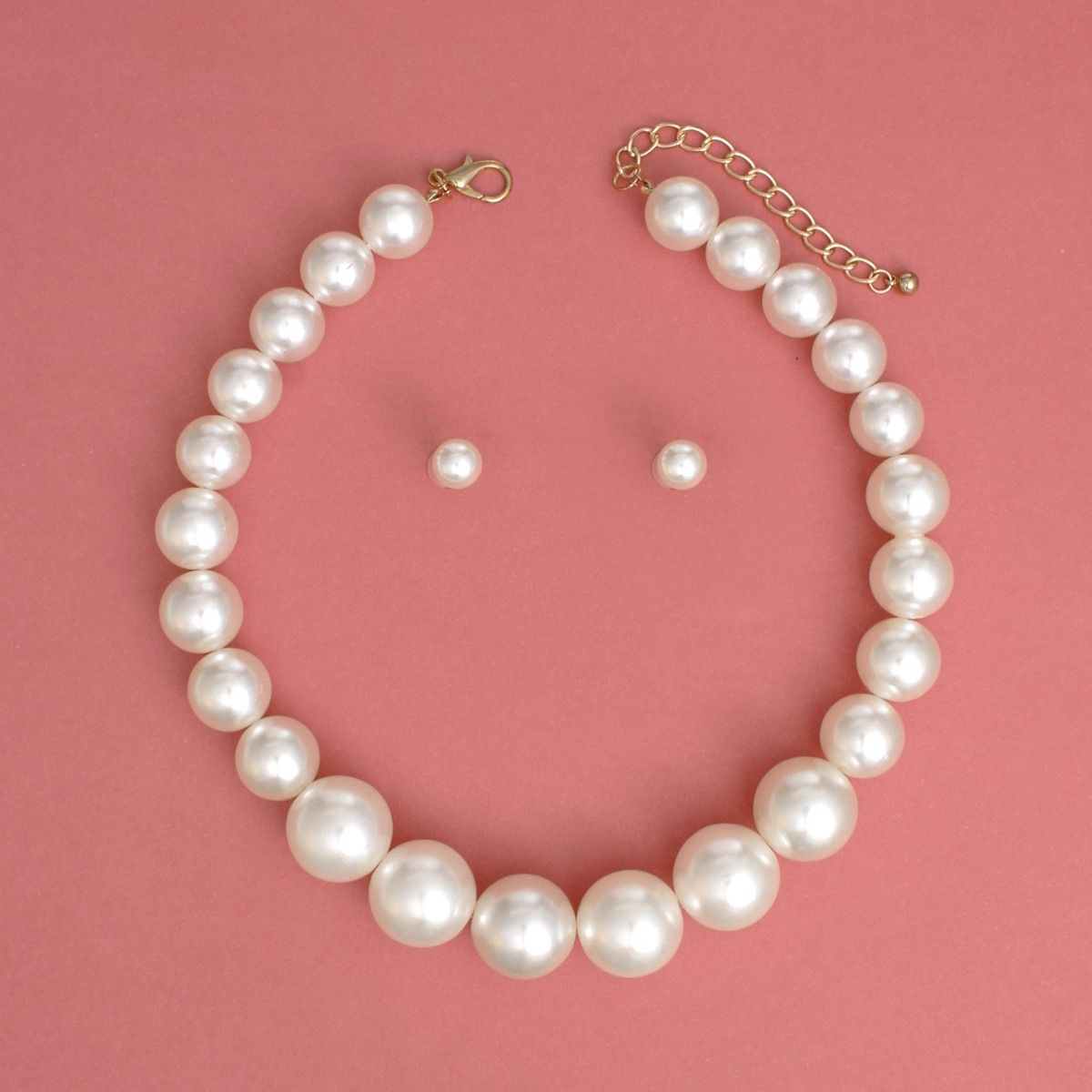 Cream Pearl Single Strand Chunky Necklace Women