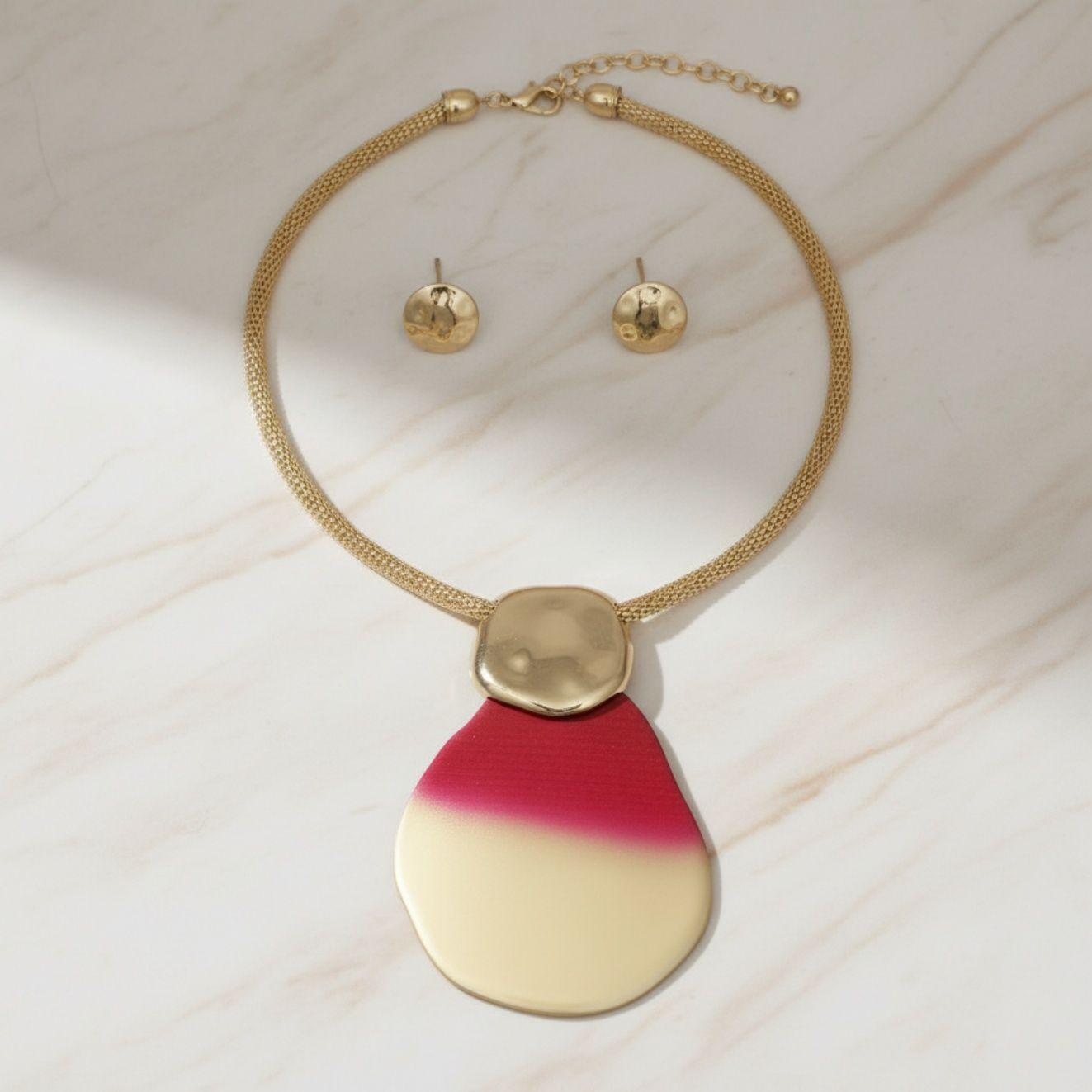Pendant Fuchsia Ombre Organic Teardrop Necklace