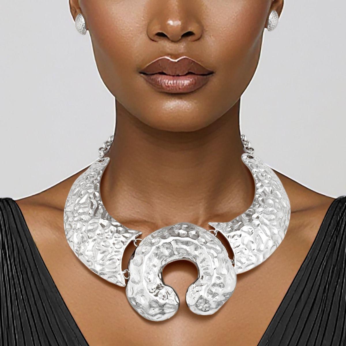 Bib Silver Warrior Chic Armor Horseshoe Necklace