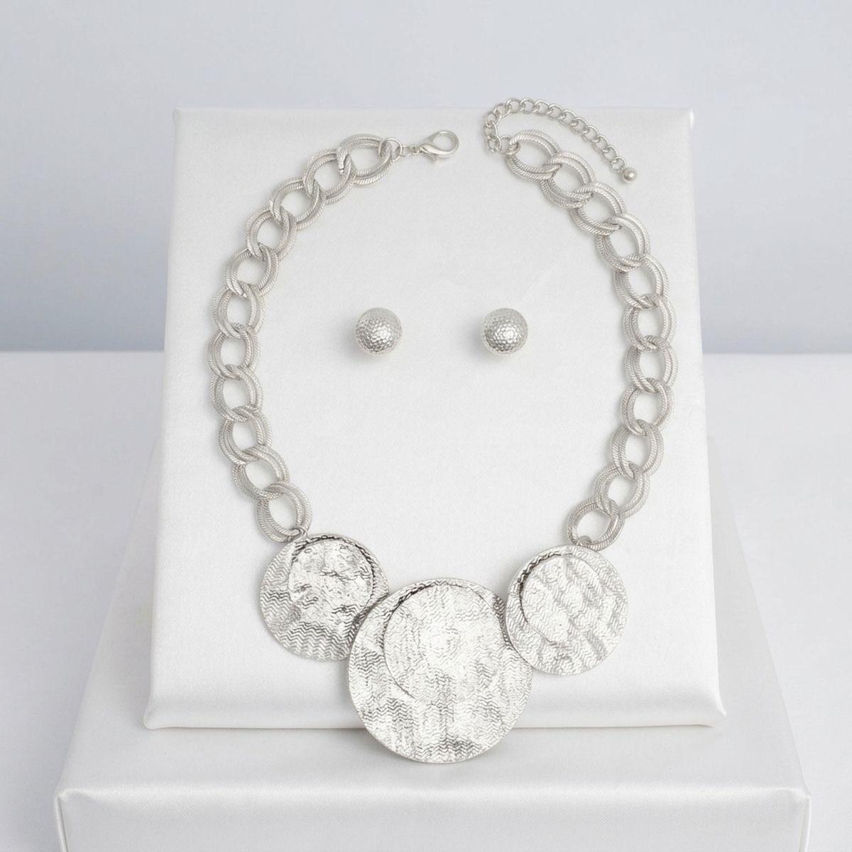 Bib Silver Wavy Stacked Discs Double Link Necklace