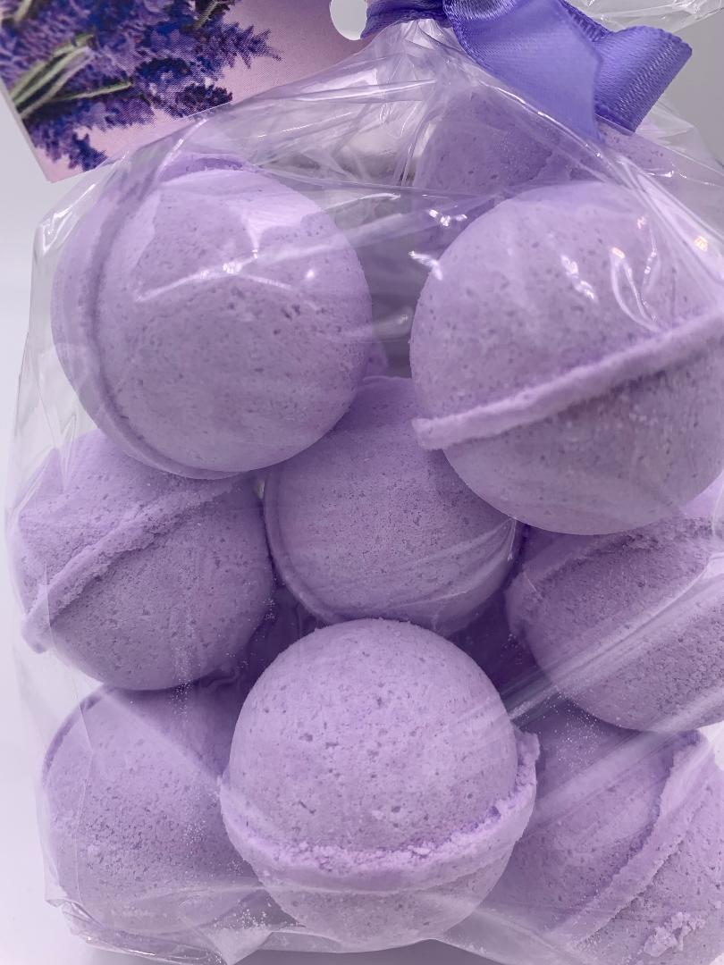 14 bath bombs (Scents Kids Love) our Little Bag of Balls - Kids Spa Parties