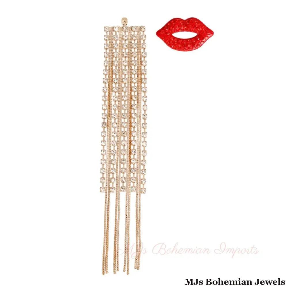 Lips Shoulder Duster Gold Earrings