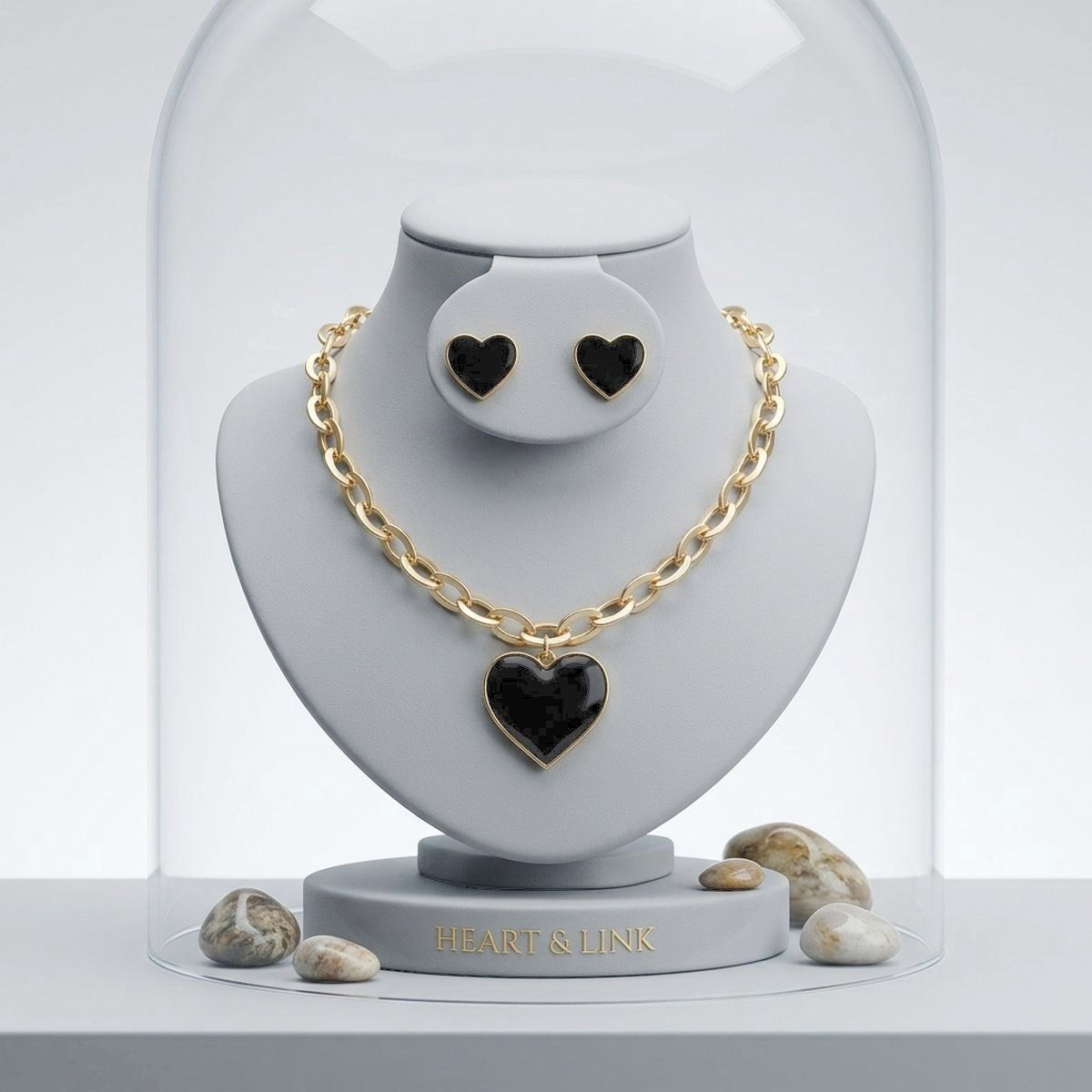 Black Heart Pendant Gold Oval Chain Necklace
