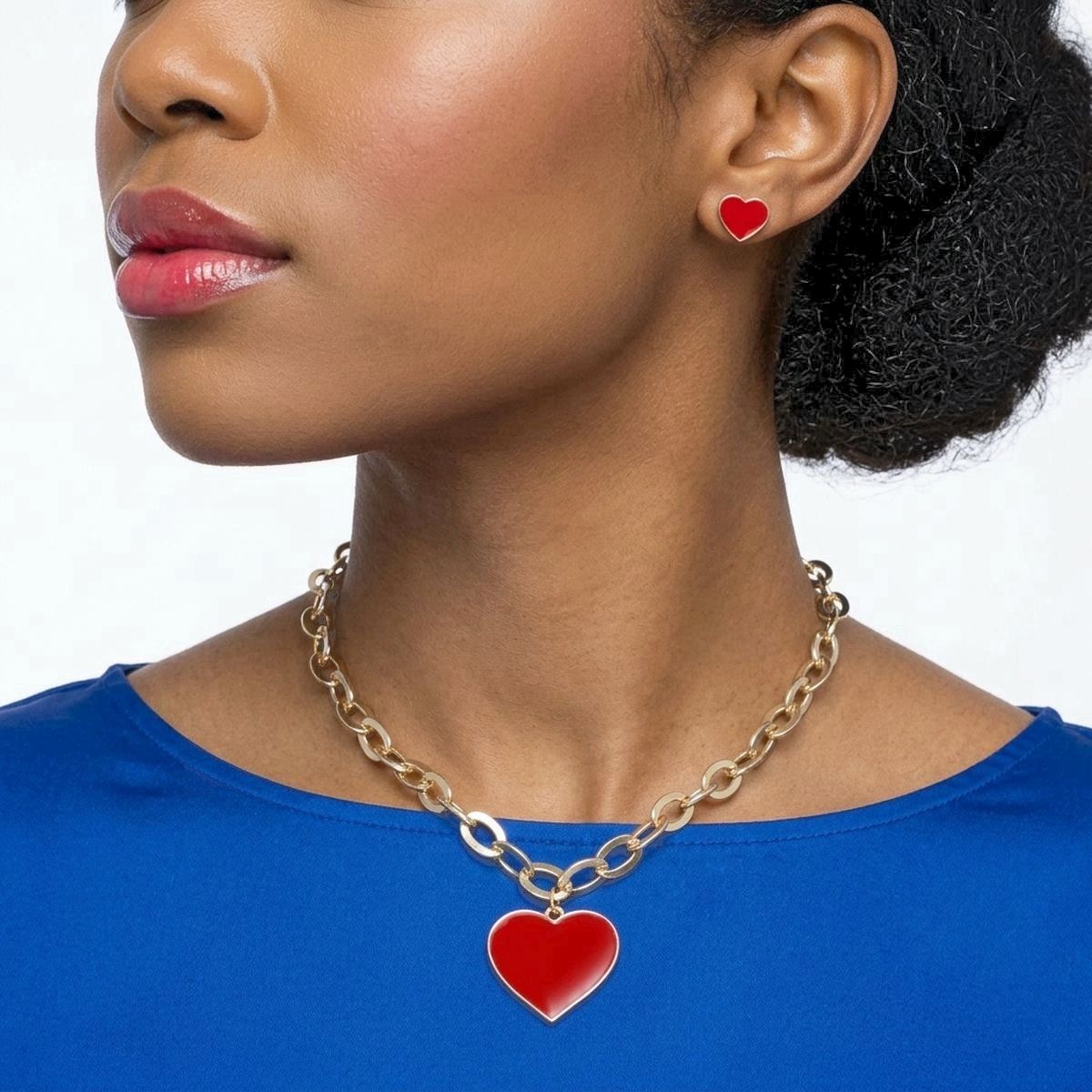 Red Heart Pendant Gold Oval Chain Necklace