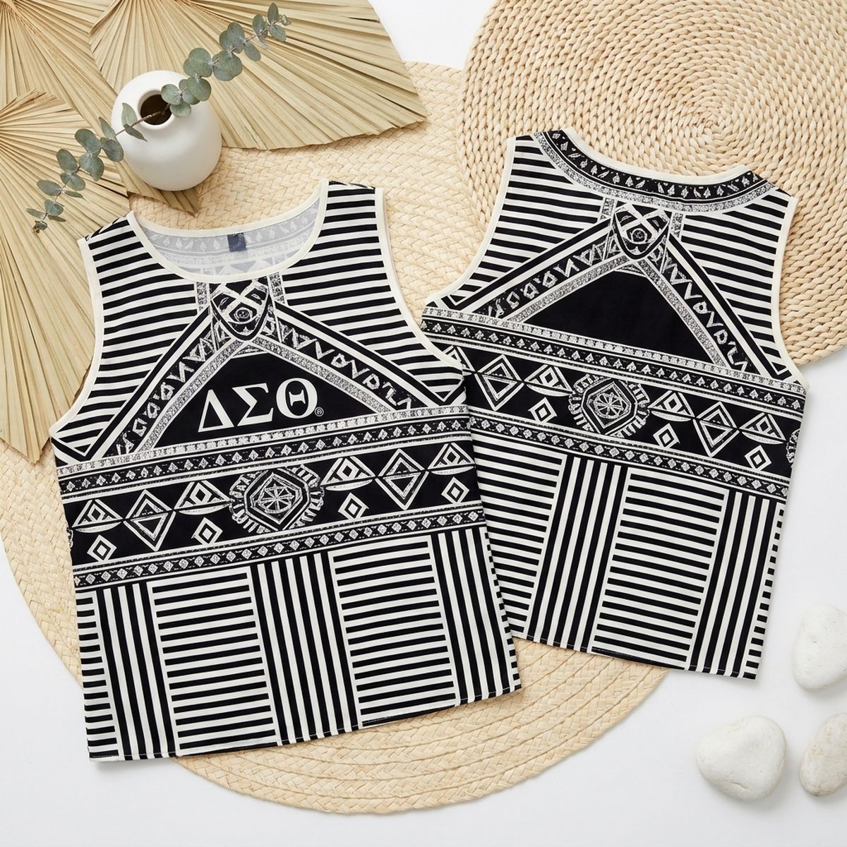 Delta Sigma Theta X-Large Black Geometric Tank Top
