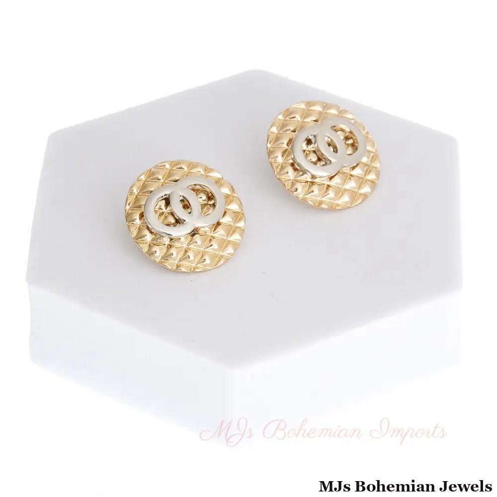 Quilted Quality: Metal Studs