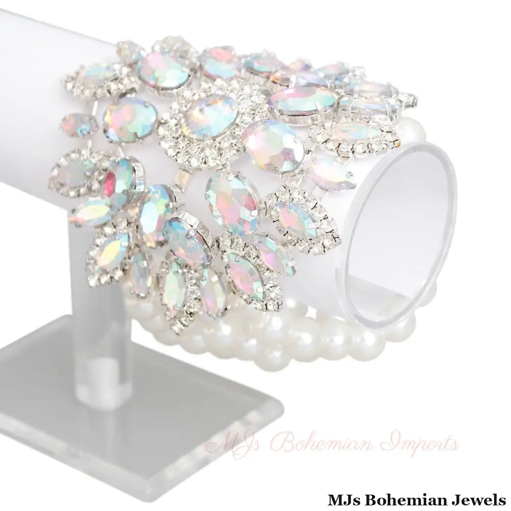 Radiant Aurora Pearl Bracelet