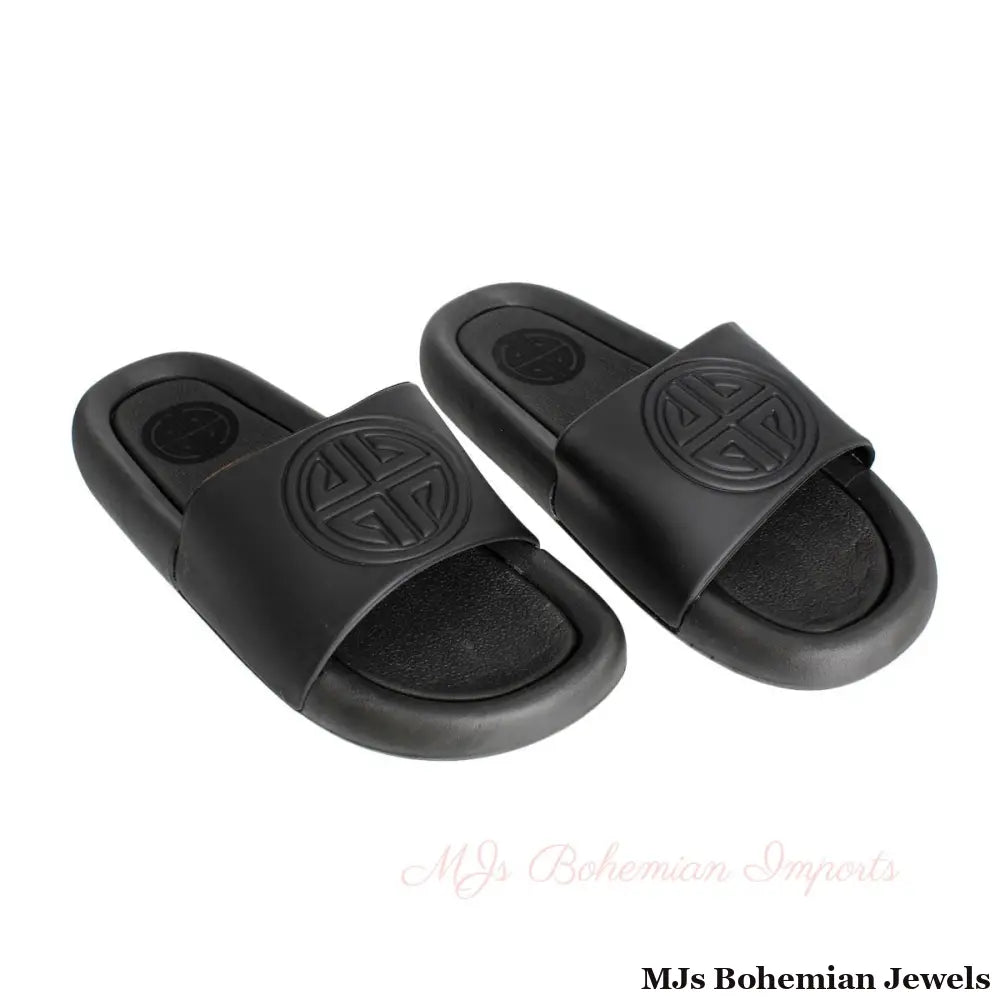 Size 7 Black Cloud Slide