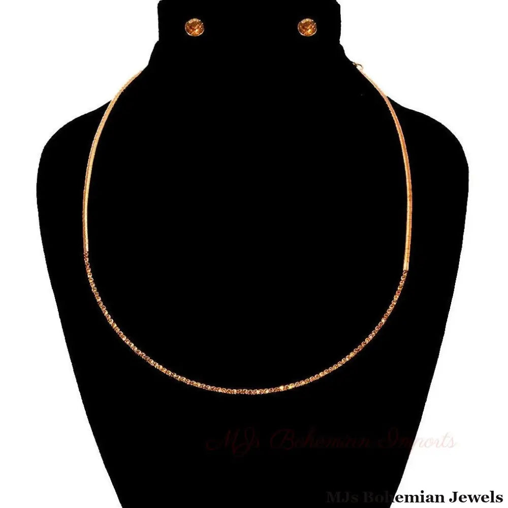 Stoned Simple Necklace Set