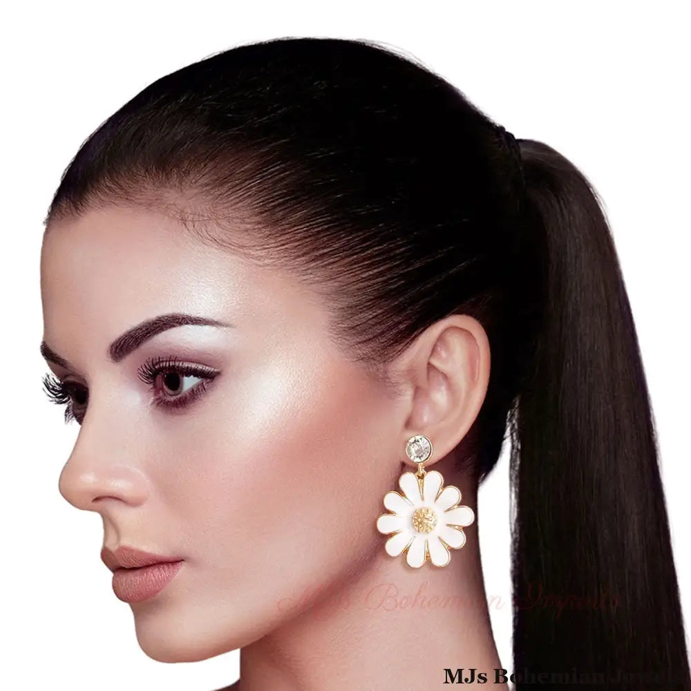 White Metal Daisy Earrings